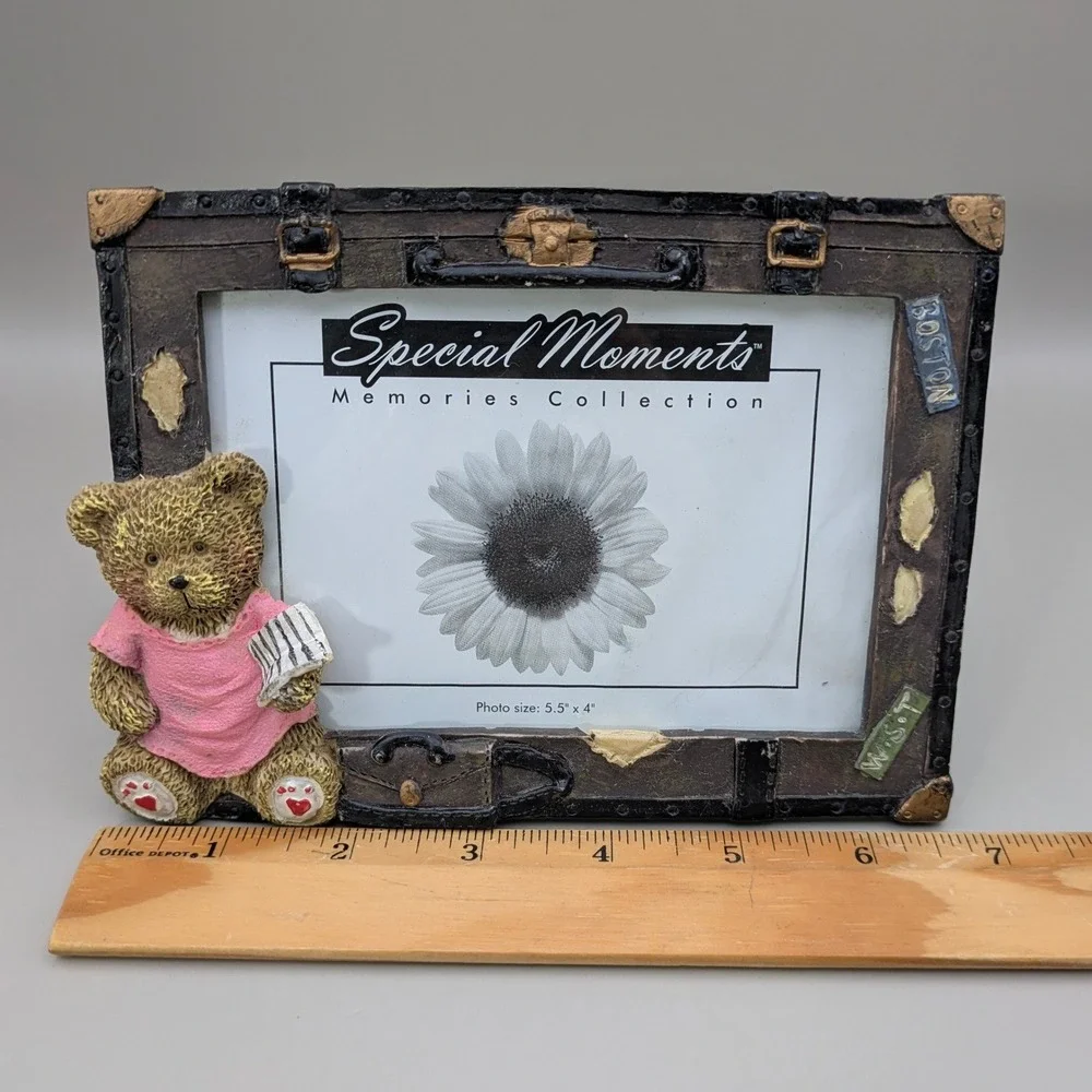Special‎ Moments 5.5 x 4 Tabletop Picture Frame - 3D Teddy Bear Travel Trunk